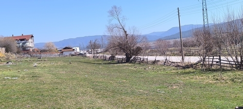 Парцел с планинска гледка в Разлог