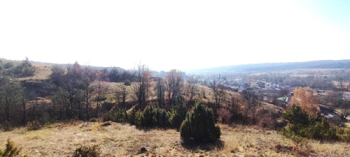 Panoramic investment property in Dolno Draglishte – space, tranquility, and potential for development