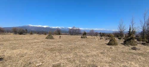 Имот в град Разлог - инвестиционна възможност до Pirin Golf & Country Club