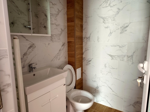 SPACIOUS LUXURIOUS APARTMENT WITH THREE BEDROOMS IN THE HEART OF BANSKO