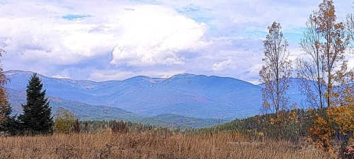 A PLACE FOR YOUR DREAM FAMILY HOME WITH A VIEW OF PIRIN IN THE TOWN OF RAZLOG