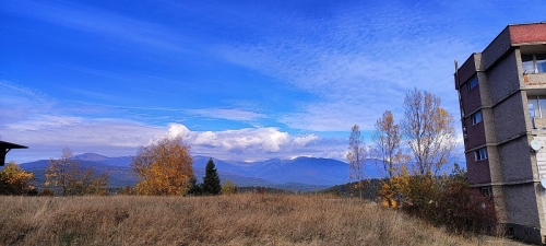 A PLACE FOR YOUR DREAM FAMILY HOME WITH A VIEW OF PIRIN IN THE TOWN OF RAZLOG