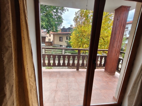 SPACIOUS TWO-ROOM APARTMENT WITH A FIREPLACE AND A LARGE TERRACE IN BANSKO