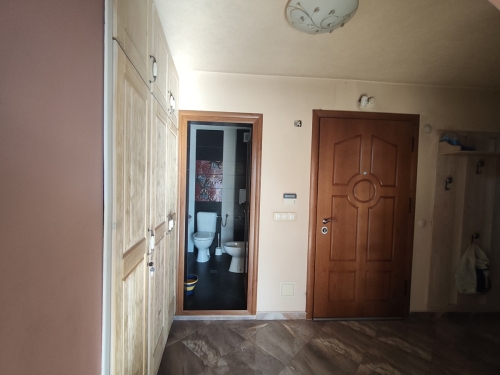 ELEGANT THREE-ROOM MAISONETTE WITH SOUTHERN EXPOSURE AND BEAUTIFUL VIEW IN THE TOWN OF RAZLOG
