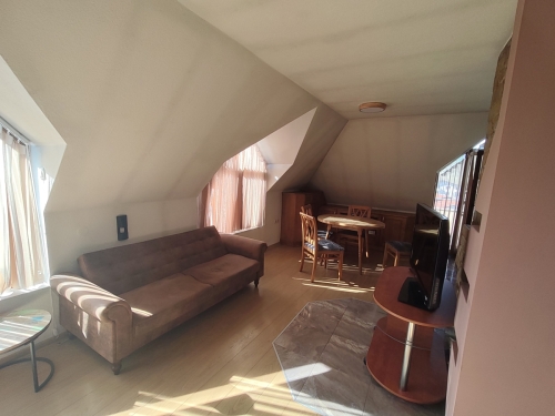 ELEGANT THREE-ROOM MAISONETTE WITH SOUTHERN EXPOSURE AND BEAUTIFUL VIEW IN THE TOWN OF RAZLOG