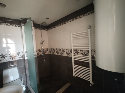 ELEGANT THREE-ROOM MAISONETTE WITH SOUTHERN EXPOSURE AND BEAUTIFUL VIEW IN THE TOWN OF RAZLOG