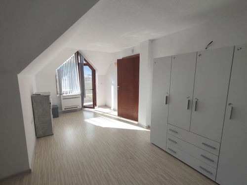 ELEGANT THREE-ROOM MAISONETTE WITH SOUTHERN EXPOSURE AND BEAUTIFUL VIEW IN THE TOWN OF RAZLOG
